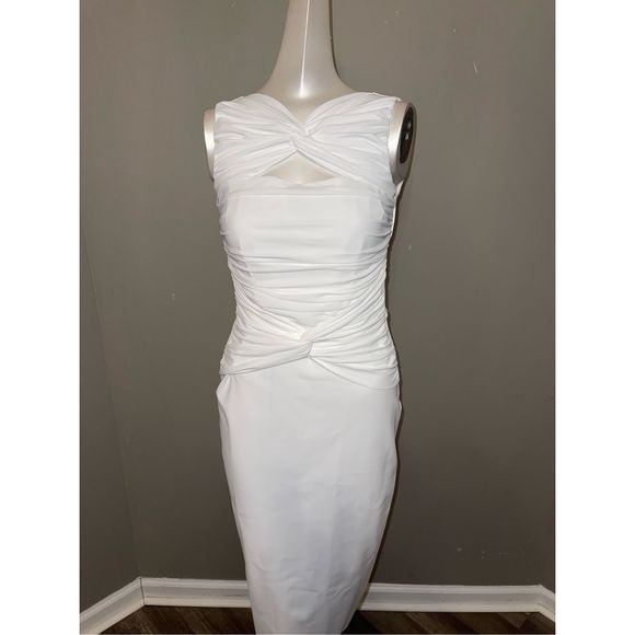 Chiara Boni La Petite Robe Audrine Sleeveless Keyhole Dress with Ruched Bodice - Picture 7 of 11